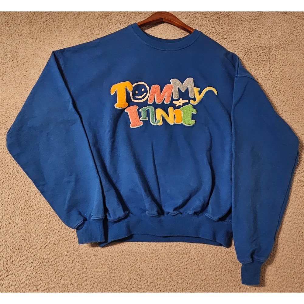 TommyInnit 21 Pogchamp Blue Chenille Patch Sweatshirt Mens Size Medium